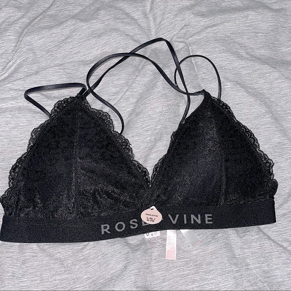 Rose + Vine Black Lacy Bralette (M)